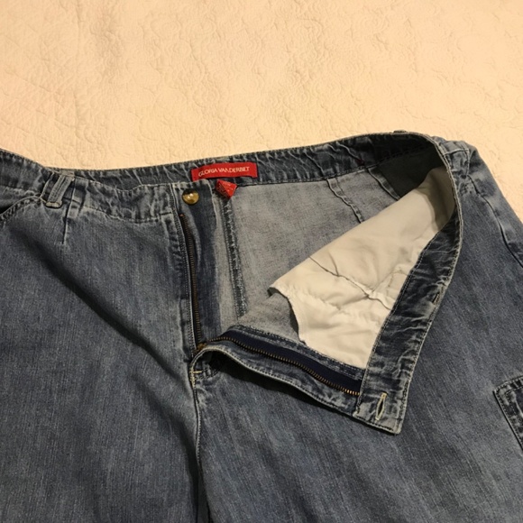 Gloria Vanderbilt blue jeans shorts (20W) - Picture 6 of 13